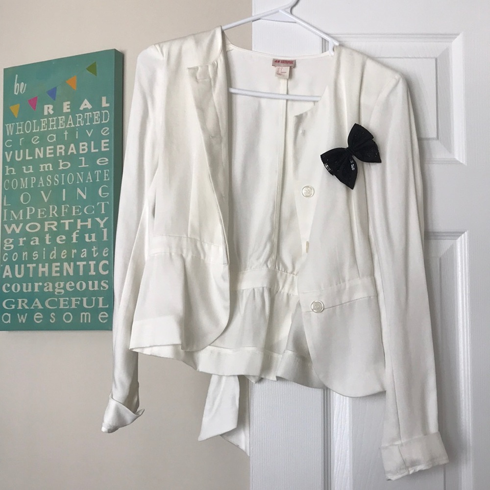 H&M Conscious Collection white black bow blazer 4